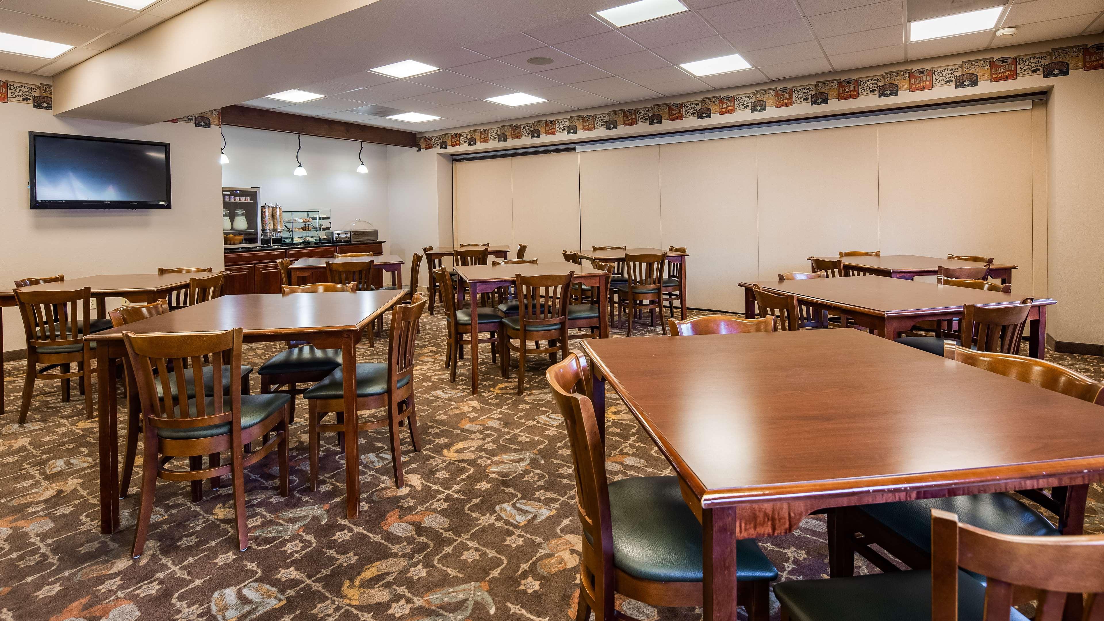 Best Western Plus Country Inn & Suites Dodge City Extérieur photo