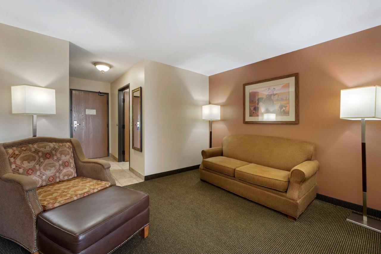 Best Western Plus Country Inn & Suites Dodge City Extérieur photo