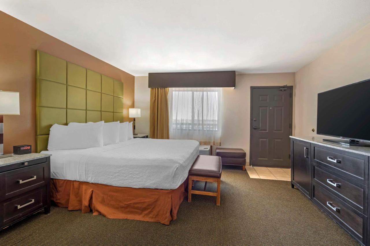 Best Western Plus Country Inn & Suites Dodge City Extérieur photo