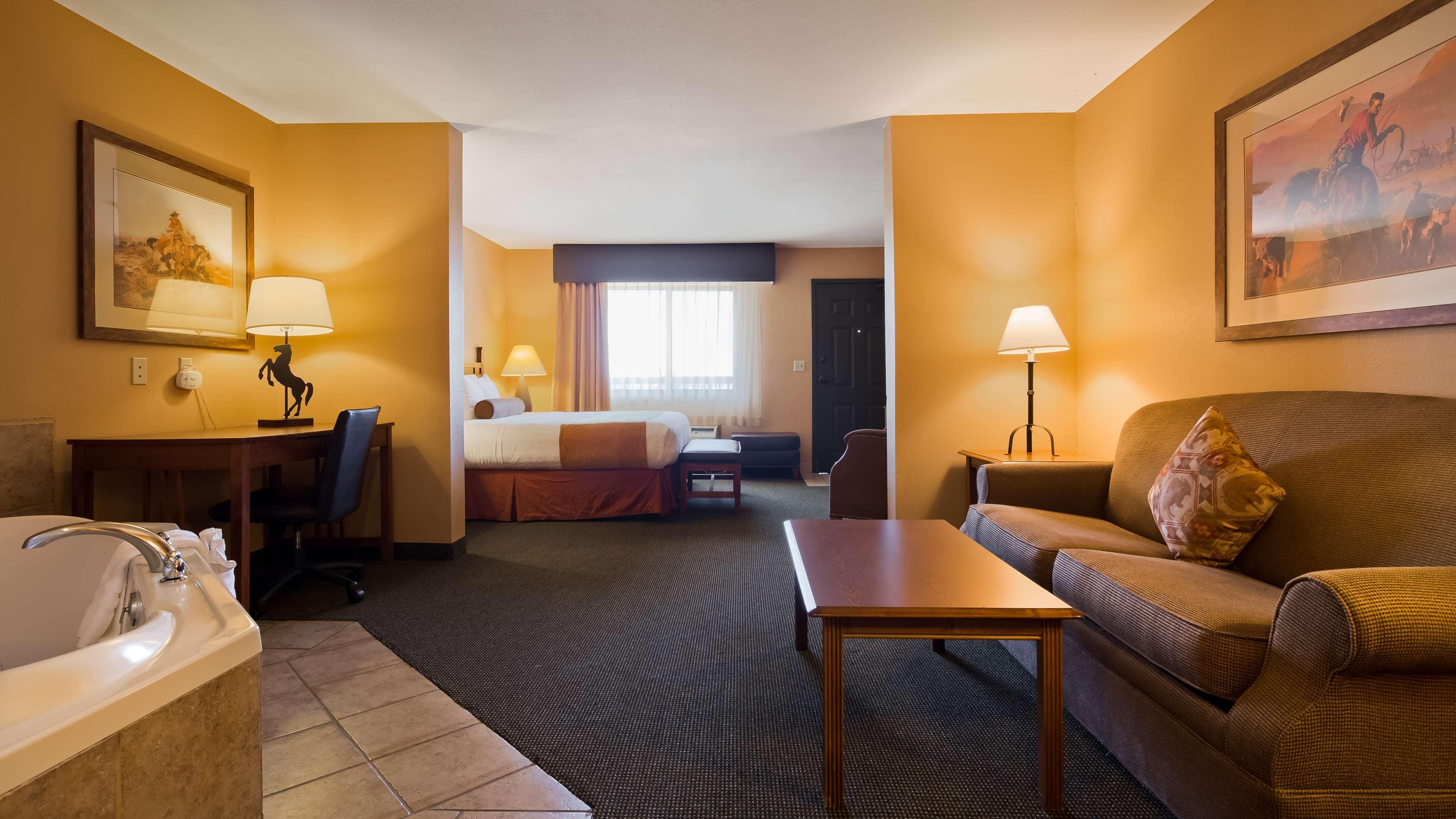 Best Western Plus Country Inn & Suites Dodge City Extérieur photo