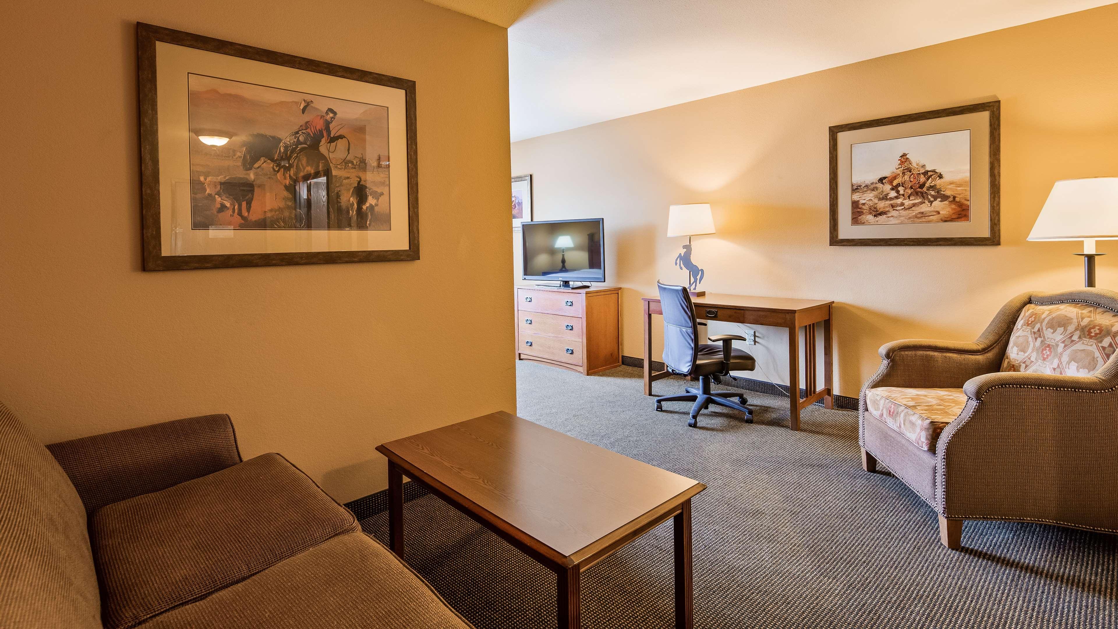 Best Western Plus Country Inn & Suites Dodge City Extérieur photo