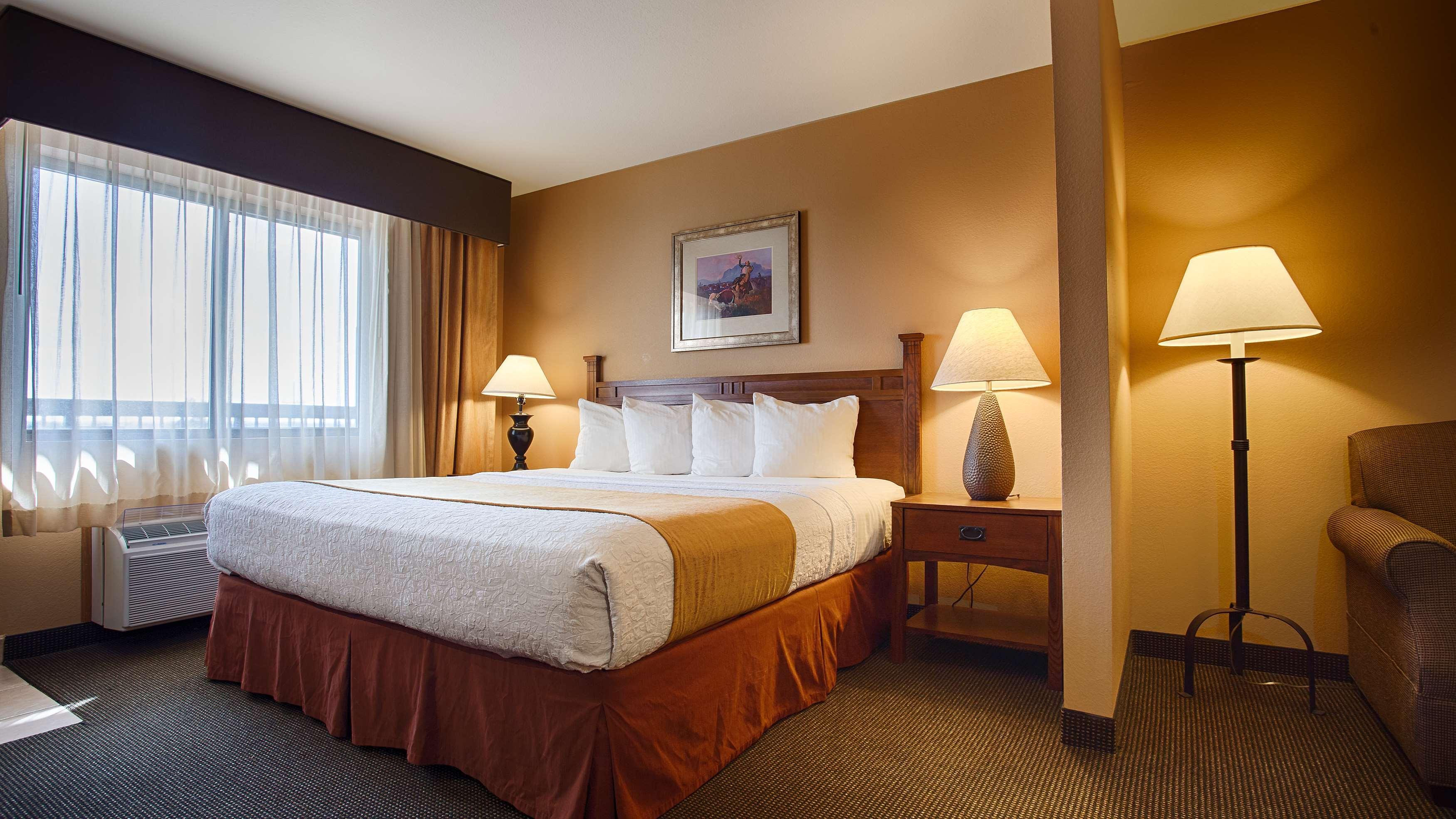 Best Western Plus Country Inn & Suites Dodge City Extérieur photo